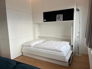 Enjoyment suite with distant views and top furnishings - 2