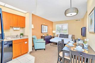 Universal Studio Condo w Pool and Hot Tub - 5