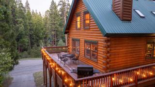 Happy Trails-Family Style Log Home Winter Escape - 8