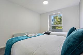 Contemporary 2-Bed Apartment in Birmingham, A Spacious Stay with Parking - Birmingham - 4