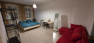 Ciche 2 pokojowe mieszkanie w centrum miasta - 6