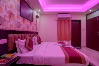 Hotel Global Transit Stay Near IGI Airport - 1