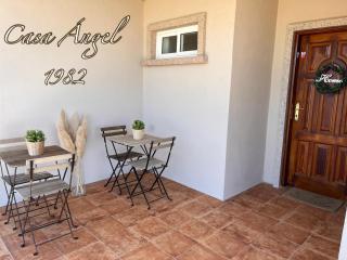 Casa Ángel 1982 - 2