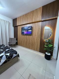 Opera Room #6 Comfort & Luxury - Ghubrah - 8