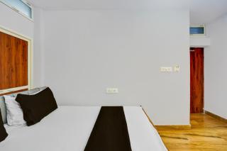 SPOT ON Stay In Banarasiya - 2