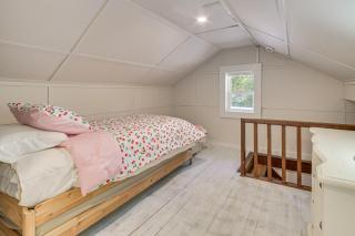 Sturgeon River Gem! Outdoor recreation galore - 9