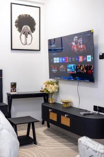 IVORY BEAUTIFULLY Home - 8