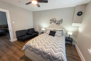 14 Mi to St Louis Dog-Friendly Columbia Home - 2