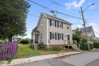 Elevated Fish & Ships on River Walk to Beach Park - 4