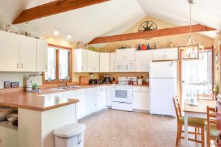 14443 - Expansive Home Abutting Rail Trail Near First Encounter and Hatch Beaches - 1