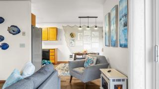 Cozy Whidbey Island Home Near Langley Waterfront Dining Tideview by Avantstay - 1