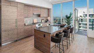 Entire Floor 2BDR w Luxury Amenities Balcony SkyLux Penthouse by AvantStay - 8