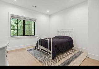 East Hamptons Modern 8 Bedroom New Construction - 4