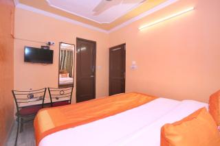 Hotel O Rajesh Palace - 1