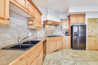 Eden Utah Ski Retreat Near Slopes, Golf and Pool! - 2