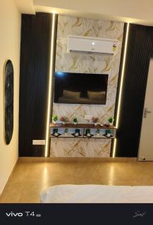 luxury studio stay - 2