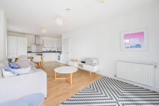 Beautiful and bright 2 bedroom flat with balcony - 3