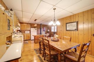 Fire Pit and Porch! Rustic Linville Falls Cottage - 7