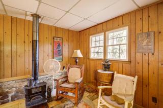 Fire Pit and Porch! Rustic Linville Falls Cottage - 2