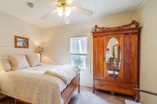 Fire Pit and Porch! Rustic Linville Falls Cottage - 1