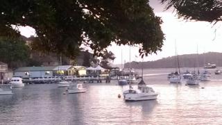 Manly Waterfront 2Bx 2Bath Alfresco dining Garage - 0