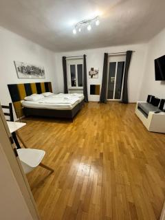 Siebenbrunn Apartments - 0