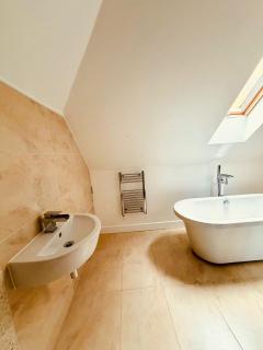 The House of Brilliant Brains Cambridge - 1