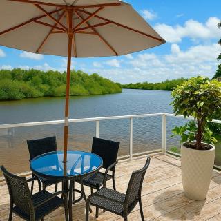 Casa Da Amazônia with a riverside pool - Prado - 0