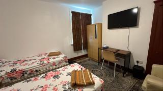 Honor Oak Park Homestay - 1