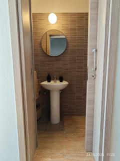 Brand New Townhouse with hotel infrastructure - 9