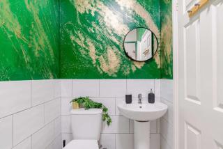 2 Bedroom Apartment, Easy Central London & Heathrow Access - 6