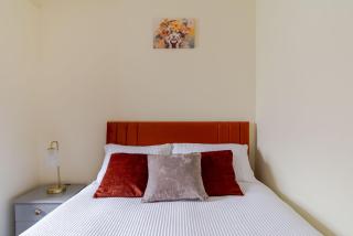 2 Bedroom Apartment, Easy Central London & Heathrow Access - 3