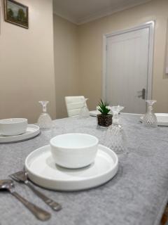 Luxury 2 bed house and Pool table in Harborne - 7