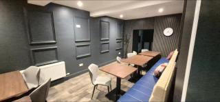 'James Lyons' The old main St - 9