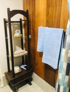 Vintage Modern Studio Condo Unit with Balcony - 2