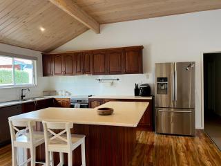 Large Family Beach House outdoor living - 9