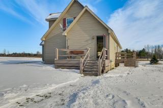 Backcountry Living Home Near Hiking in Sprakers! - 0