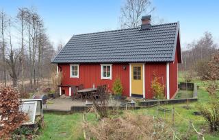 Cozy Home In Tyringe With Wifi - 1