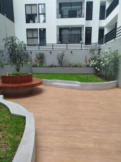 Departamento en estreno 2 camas queen a pasos del Estadio Nacional, parque de las aguas y otros Urb Santa Beatriz Lima - 3