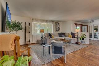 Marbella Lane - Eccentric 4BR Modern Ranch Home - 5