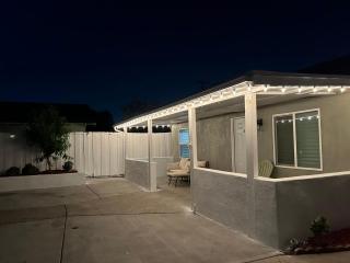 Marbella lane - Exquisite Studio Unit in Ontario - 8