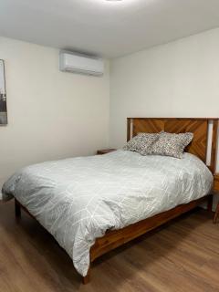 Marbella lane - Exquisite Studio Unit in Ontario - 2