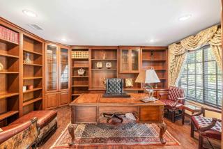 Marbella Lane - Hidden Gem in Orange County - 2