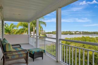 4B Waterfront Game Room Pool Hot Tub Dock - 2