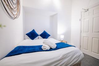 5 Bed 2 Bath - Cardiff Central Getaway - Free Parking - 1