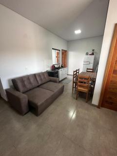 Casa garagem caminhonete exceto Dodge Ram, 2 quartos, espaço para 6 pessoas, casa completa, 5min Centro - Casa 5 - 2