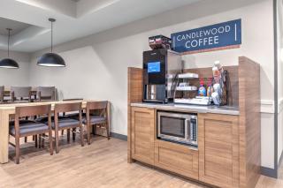 Candlewood Suites Navasota by IHG - 8