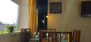 OG Stays VI- Free Wifi, Free Parking, 5mins walk to city center - 6