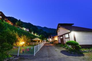 Haneulgwa Ttangsai Healing Shelter Hue Pension - 1