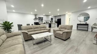 New 2BR 2BA Bungalow in Scarborough with 4 Free Onsite Parkings - 3